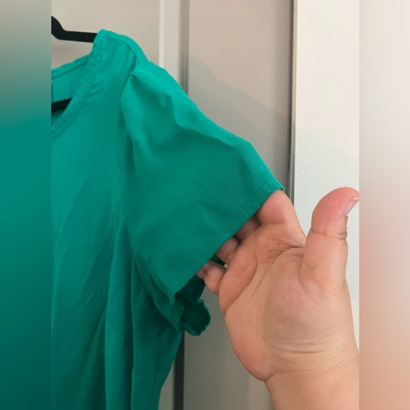 2/$10!! Penningtons bright green top short sleeve blouse 3XL - Picture 4 of 9